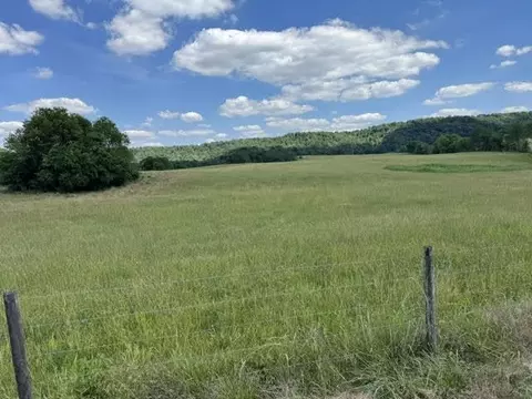 7 L And North Turnpike Road, Horse Cave, KY 42749