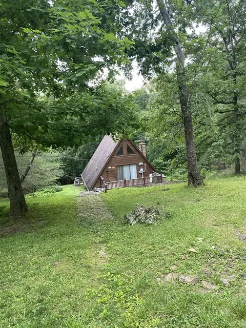 460 Moutardier Shores Dr, Leitchfield, KY 42754