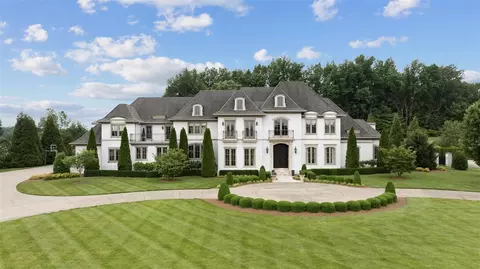 317 Village Way, Bowling Green, KY 42103