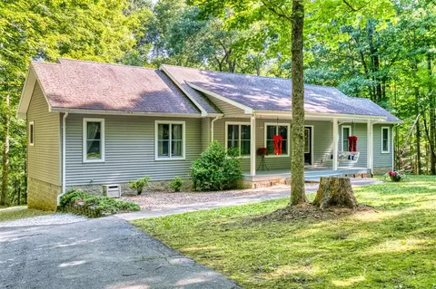 100 Hart Ln, Belton, KY 42324