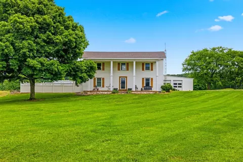 2272 Old Greenhill Rd, Bowling Green, KY 42103