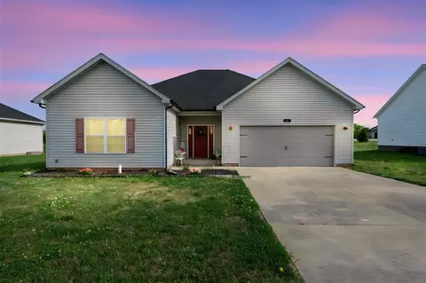 2952 Tumbleweed Trail Ave, Bowling Green, KY 42101