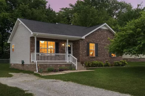 270 Moncrief Dr, Clarksville, TN 37042