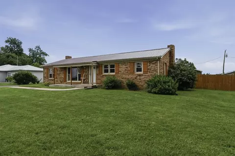 215 Temple Hill Rd, Glasgow, KY 42141