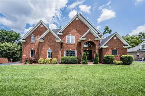 157 Huntsman Cir, Bowling Green, KY 42103