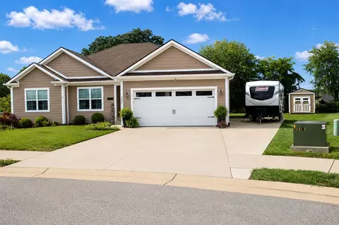 3097 Black Stallion Ct, Bowling Green, KY 42101