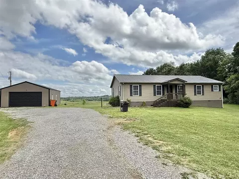 10798 Brownsville Rd, Morgantown, KY 42261