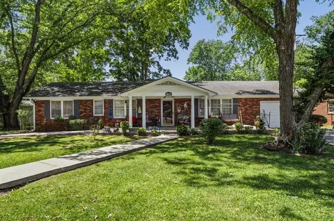 2501 Mohawk Dr, Bowling Green, KY 42104
