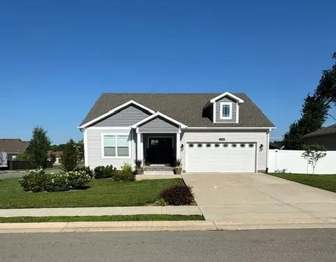 466 White Dogwood Dr, Bowling Green, KY 42101