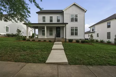 633 Village Way, Bowling Green, KY 42103