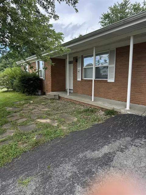 115 Ann Ave, Glasgow, KY 42141