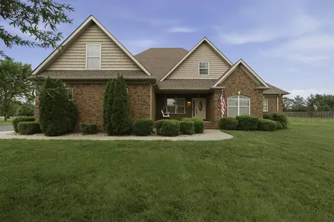 4638 Fairvue Farm Blvd, Bowling Green, KY 42104