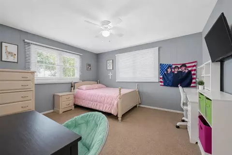 Bedroom - 48 Kino Eighty Eight Rd, Eighty Eight, KY 42130 photo 3 of 3