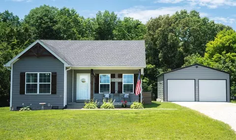 971 Hadley Loop Rd, Bowling Green, KY 42101