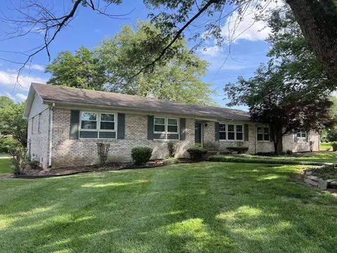 800 Ironwood Dr, Bowling Green, KY 42103