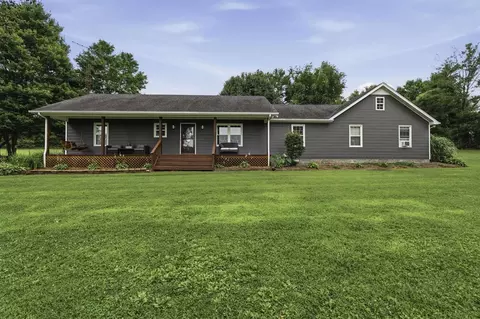 1040 Rapids Rd, Franklin, KY 42134