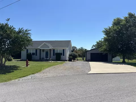 159 Morgan Ln, Hopkinsville, KY 42240
