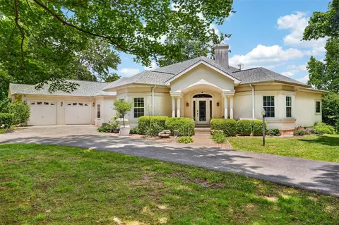 100 Tolbert Ln, Dunmor, KY 42339