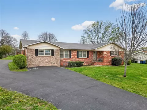 108 Chestnut St, Russellville, KY 42276