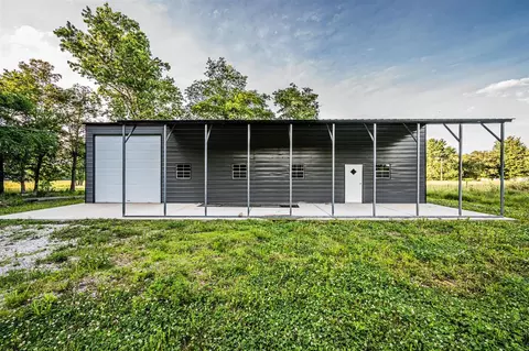 133 Oakhill School Rd, Smiths Grove, KY 42171