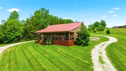 505 Brewster Rd, Summer Shade, KY 42166