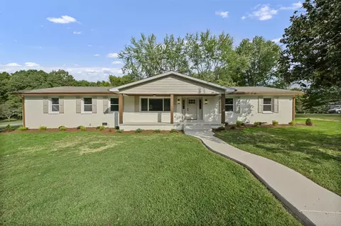 460 Hilltop Trl, Bowling Green, KY 42101