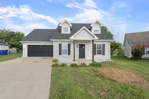 760 Jennings Ct, Bowling Green, KY 42101
