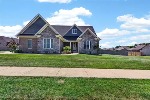 8682 Pebblestone Ln, Alvaton, KY 42122