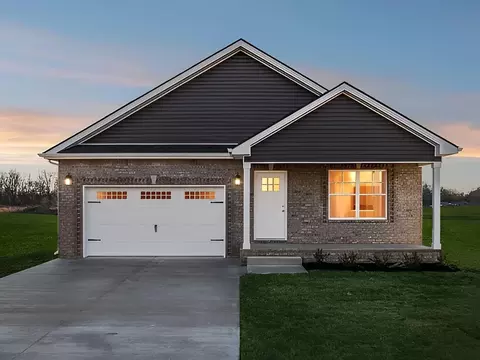 357 Hugh Hunter Rd, Oak Grove, KY 42262