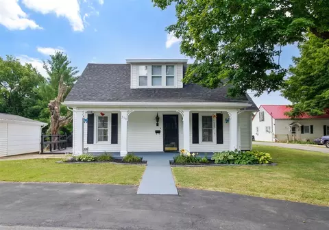 313 Walthall Ave, Horse Cave, KY 42749