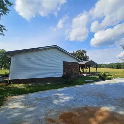 578 Eighty Eight Rd, Eighty Eight, KY 42130 photo 4