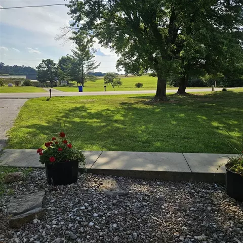 578 Eighty Eight Rd, Eighty Eight, KY 42130 photo 27
