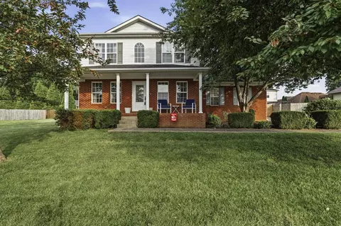 1319 Wintercress Ct, Bowling Green, KY 42104