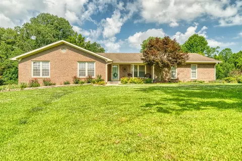 2825 Old Scottsville Rd, Alvaton, KY 42122