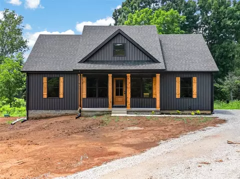 2797 Dennis Corinth Rd, Auburn, KY 42206