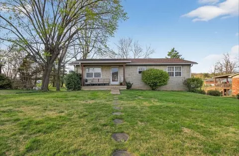 331 Southwest Cir, Scottsville, KY 42164