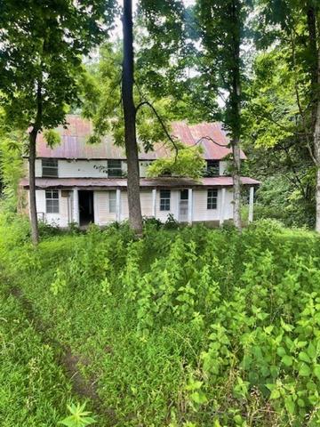 10827 Celina Rd, Burkesville, KY 42717