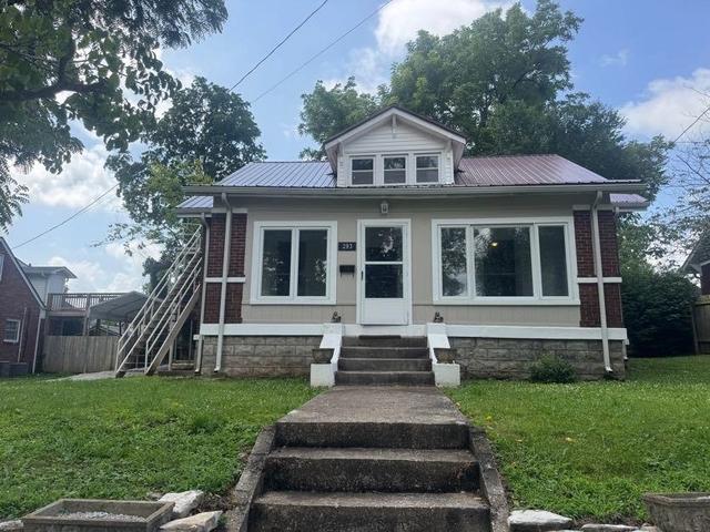 293 W 5th St, Russellville, KY 42276