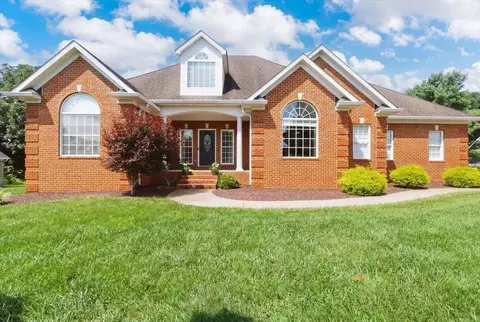 121 Stagecoach Dr, Alvaton, KY 42122