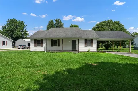 100 Ayers Ln, Scottsville, KY 42164