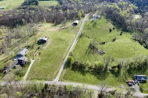 1111 Halifax Rd, Scottsville, KY 42164