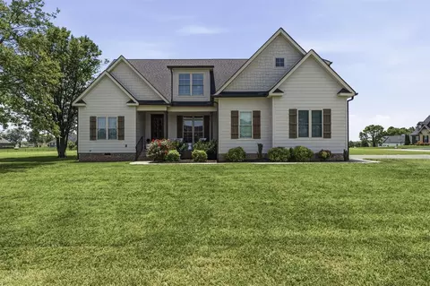 738 Emma Ln, Bowling Green, KY 42101