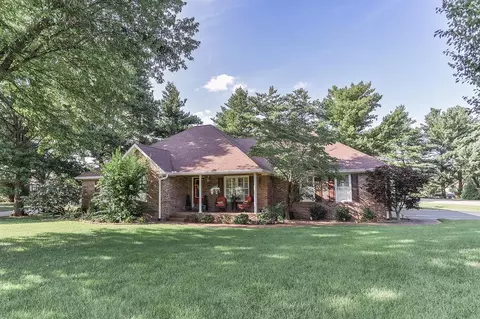 1400 Apollo Ct, Bowling Green, KY 42104