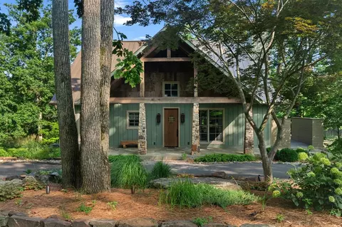 494 Yates Lake Dr, Scottsville, KY 42164