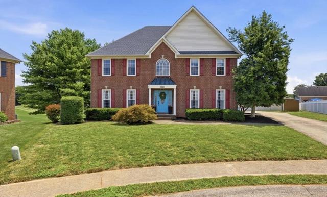 1807 Blackstone Ct, Bowling Green, KY 42103