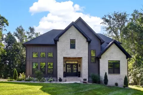 10025 Woodburn Allen Springs Rd, Alvaton, KY 42122