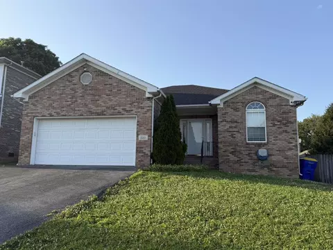 320 Catalpa Cir, Bowling Green, KY 42104
