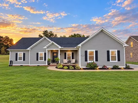 269 Crabtree Ln, Bowling Green, KY 42103