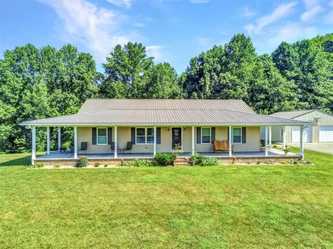 7017 Tompkinsville Rd, Summer Shade, KY 42166