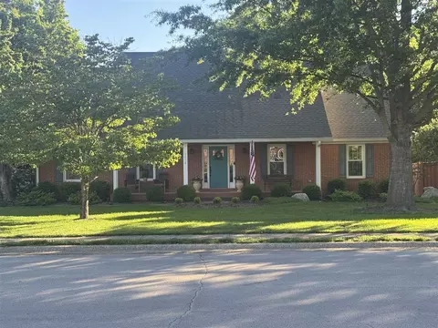 1016 Ironwood Dr, Bowling Green, KY 42103